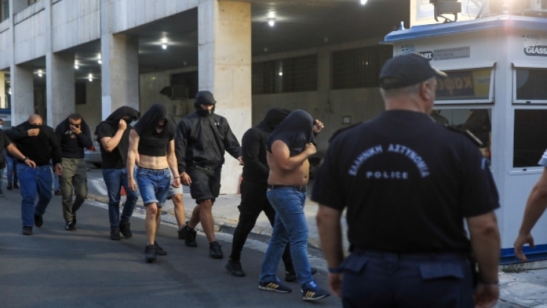 Τα πράγματα με τ' όνομά τους