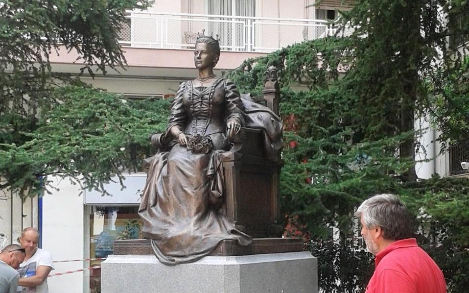 Το άγαλμα της Όλγας