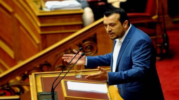 Ερυθρομέλας ολοκληρωτισμός στα ΜΜΕ
