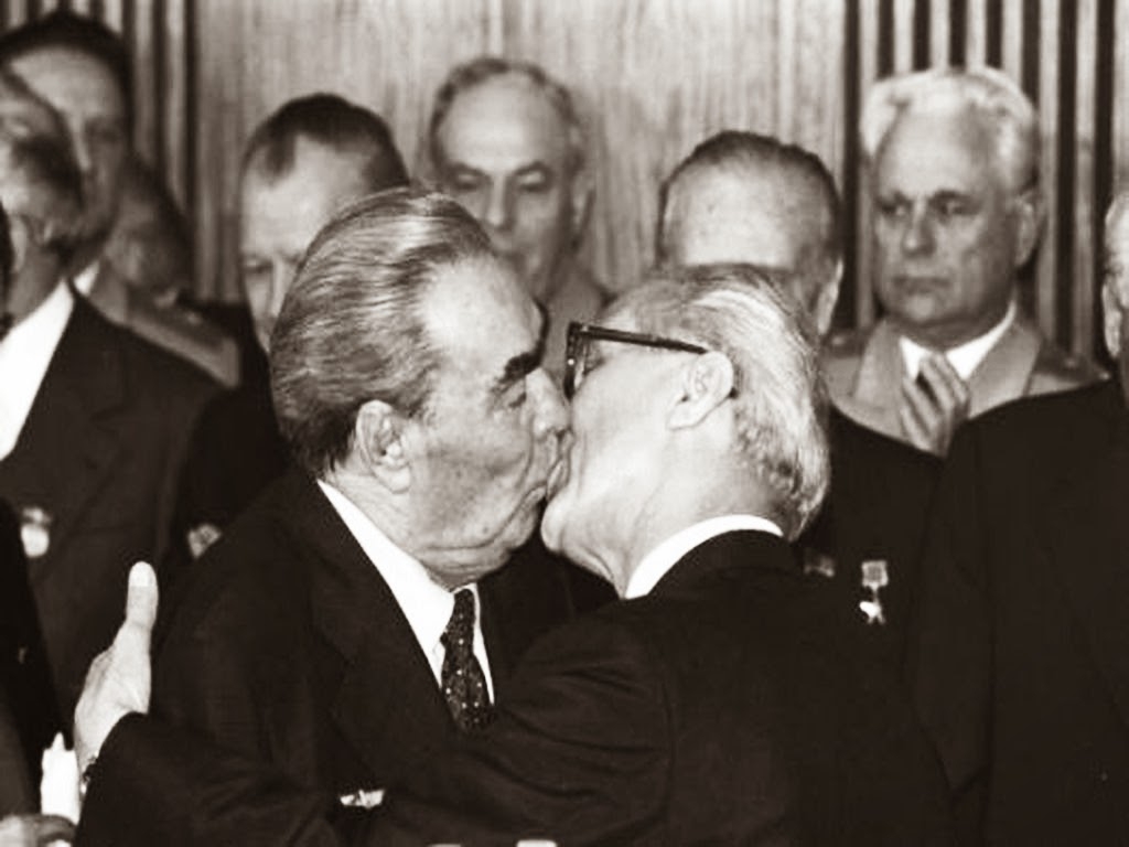 Aνέκδοτα*