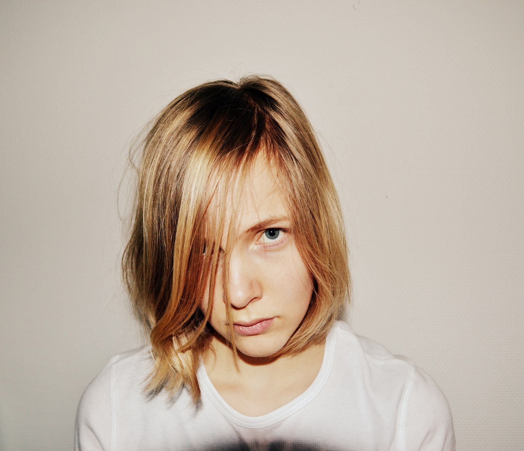 Ανατριχιαστικό πορτρέτο παιδικής ζωής