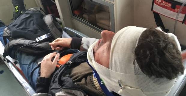 Φασιστική βία κατά του δημοσιογράφου Δημήτρη Πέρρου