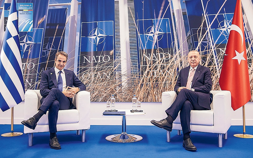 Μωρ' τι μας λες