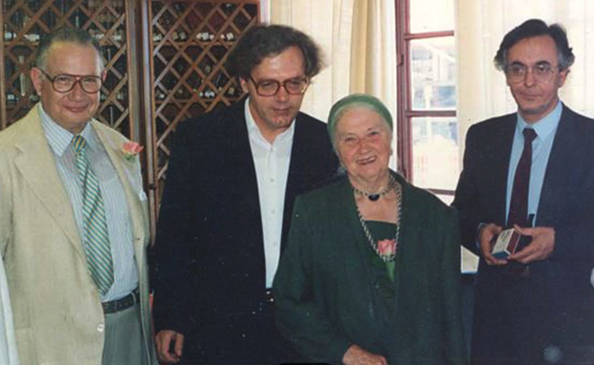 H άνοιξη της Βικελαίας Βιβλιοθήκης 1983-98