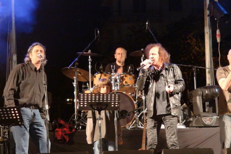 Η αποστράτευση των καλλιτεχνών