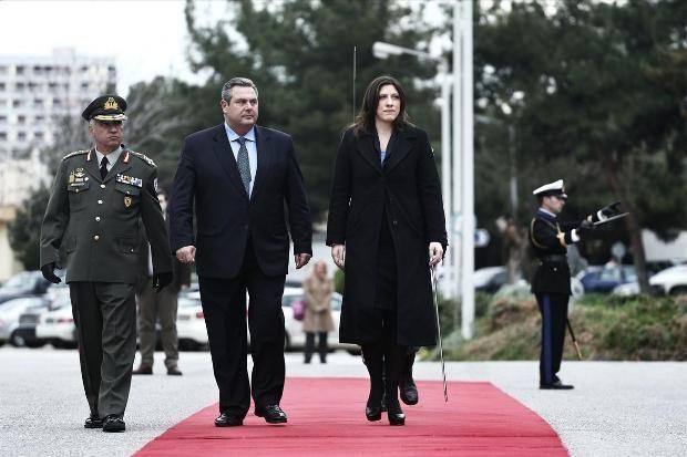 Π. Καμμένος. Έχουν αρχίσει και του μοιάζουν