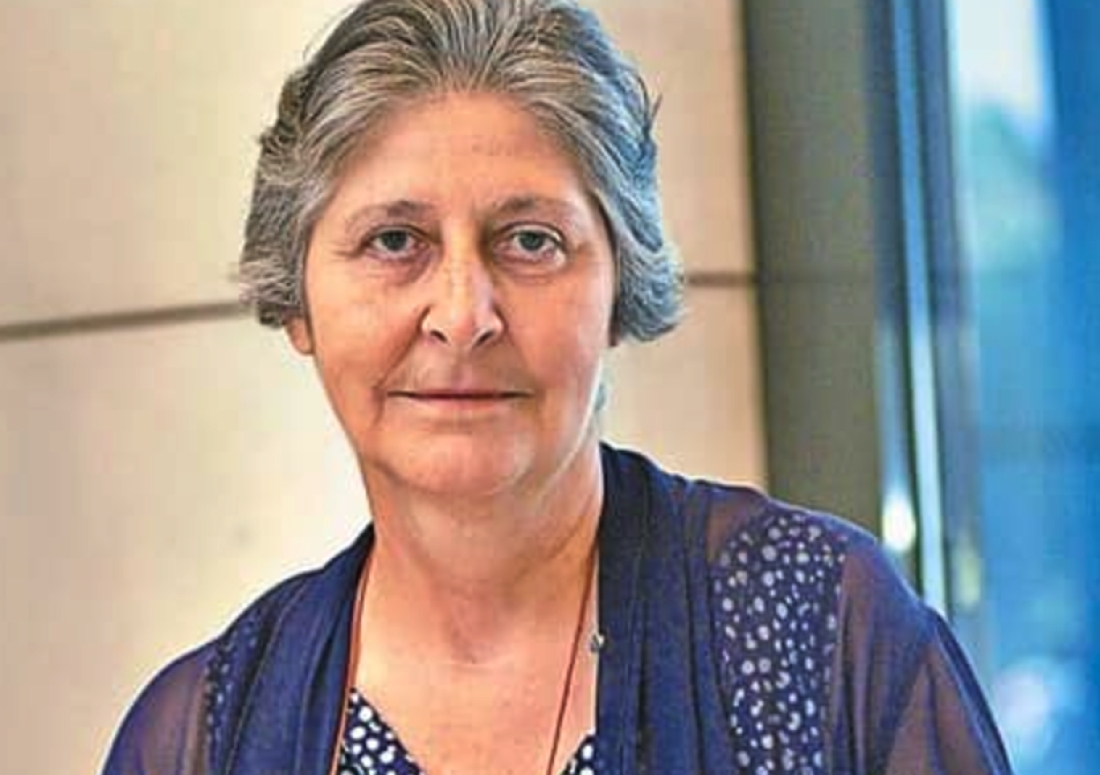 &Eta; &Chi;&rho;ύ&sigma;&alpha; &Mu;&alpha;&lambda;&tau;έ&zeta;&omicron;&upsilon;.