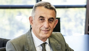 O &Kappa;ώ&sigma;&tau;&alpha;&sigmaf; &Alpha;&pi;&omicron;&sigma;&tau;&omicron;&lambda;ί&delta;&eta;&sigmaf; (1948-2024). &Kappa;&alpha;&iota;&nu;&omicron;&tau;ό&mu;&omicron;&sigmaf; &epsilon;&pi;&iota;&chi;&epsilon;&iota;&rho;&eta;&mu;&alpha;&tau;ί&alpha;&sigmaf;, &iota;&delta;&rho;&upsilon;&tau;ή&sigmaf; &tau;&eta;&sigmaf; Raycap &pi;&omicron;&upsilon; &delta;&eta;&mu;&iota;&omicron;&upsilon;&rho;&gamma;ή&theta;&eta;&kappa;&epsilon; &sigma;&tau;&eta;&nu; &Epsilon;&lambda;&lambda;ά&delta;&alpha; &tau;&omicron; 1987, &alpha;&rho;&chi;&iota;&kappa;ά &mu;&epsilon; &tau;&rho;&epsilon;&iota;&sigmaf; &upsilon;&pi;&alpha;&lambda;&lambda;ή&lambda;&omicron;&upsilon;&sigmaf;, &pi;ά&nu;&omega; &sigma;&epsilon; &mu;&iota;&alpha; &iota;&delta;έ&alpha; (&kappa;&alpha;&iota; &tau;&eta;&nu; &alpha;&nu;&tau;ί&sigma;&tau;&omicron;&iota;&chi;&eta; &epsilon;&upsilon;&rho;&epsilon;&sigma;&iota;&tau;&epsilon;&chi;&nu;ί&alpha;) &gamma;&iota;&alpha; &tau;&eta; &sigma;&tau;&alpha;&theta;&epsilon;&rho;&omicron;&pi;&omicron;ί&eta;&sigma;&eta; &tau;&eta;&sigmaf; &tau;ά&sigma;&eta;&sigmaf; &tau;&omicron;&upsilon; &eta;&lambda;&epsilon;&kappa;&tau;&rho;&iota;&kappa;&omicron;ύ &rho;&epsilon;ύ&mu;&alpha;&tau;&omicron;&sigmaf;. &Sigma;ή&mu;&epsilon;&rho;&alpha; &eta; Raycap &alpha;&pi;&alpha;&sigma;&chi;&omicron;&lambda;&epsilon;ί &epsilon;&kappa;&alpha;&tau;&omicron;&nu;&tau;ά&delta;&epsilon;&sigmaf; &epsilon;&rho;&gamma;&alpha;&zeta;&omicron;&mu;έ&nu;&omicron;&upsilon;&sigmaf; &sigma;&epsilon; &omicron;&kappa;&tau;ώ &chi;ώ&rho;&epsilon;&sigmaf;.  