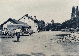 O &sigma;&iota;&delta;&eta;&rho;&omicron;&delta;&rho;&omicron;&mu;&iota;&kappa;ό&sigmaf; &sigma;&tau;&alpha;&theta;&mu;ό&sigmaf; &tau;&eta;&sigmaf; &Beta;έ&rho;&omicron;&iota;&alpha;&sigmaf; &tau;&omicron; 1918 ή 1919.  